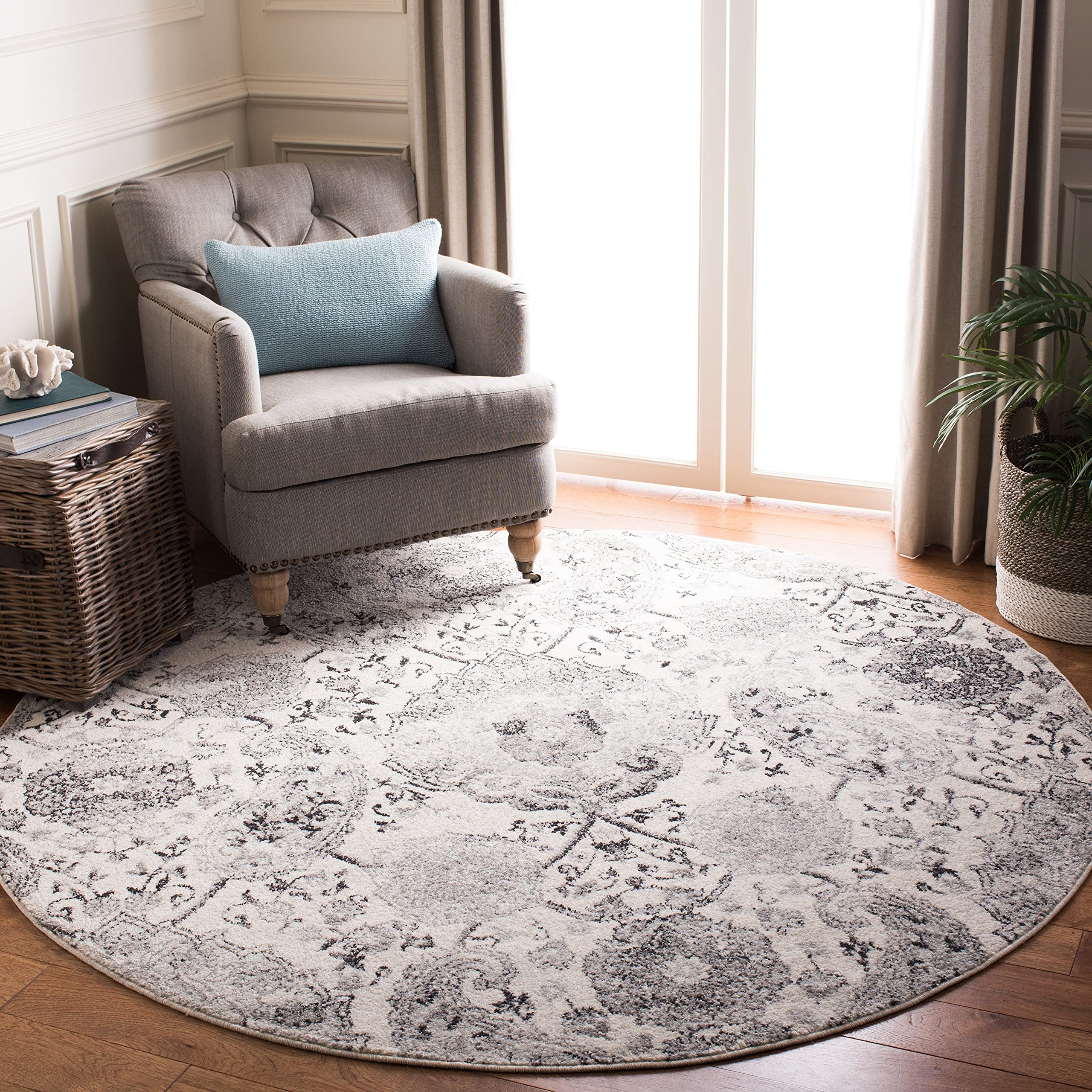 SAFAVIEH Madison Collection Area Rug - 8' Round, Cream & Silver, Boho Chic Glam Paisley Design, Non-Shedding & Easy Care, Ideal